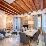 Midtown Luxury By Sweett Aparthotel 4*