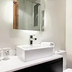 Midtown Luxury By Sweett Aparthotel 4*