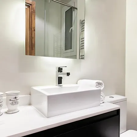 Midtown Luxury By Sweett Lejlighedshotel 4*