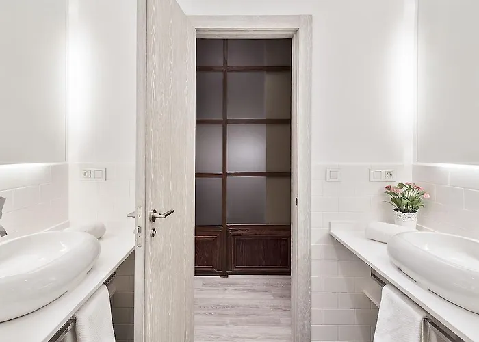 Midtown Luxury By Sweett 4* برشلونة